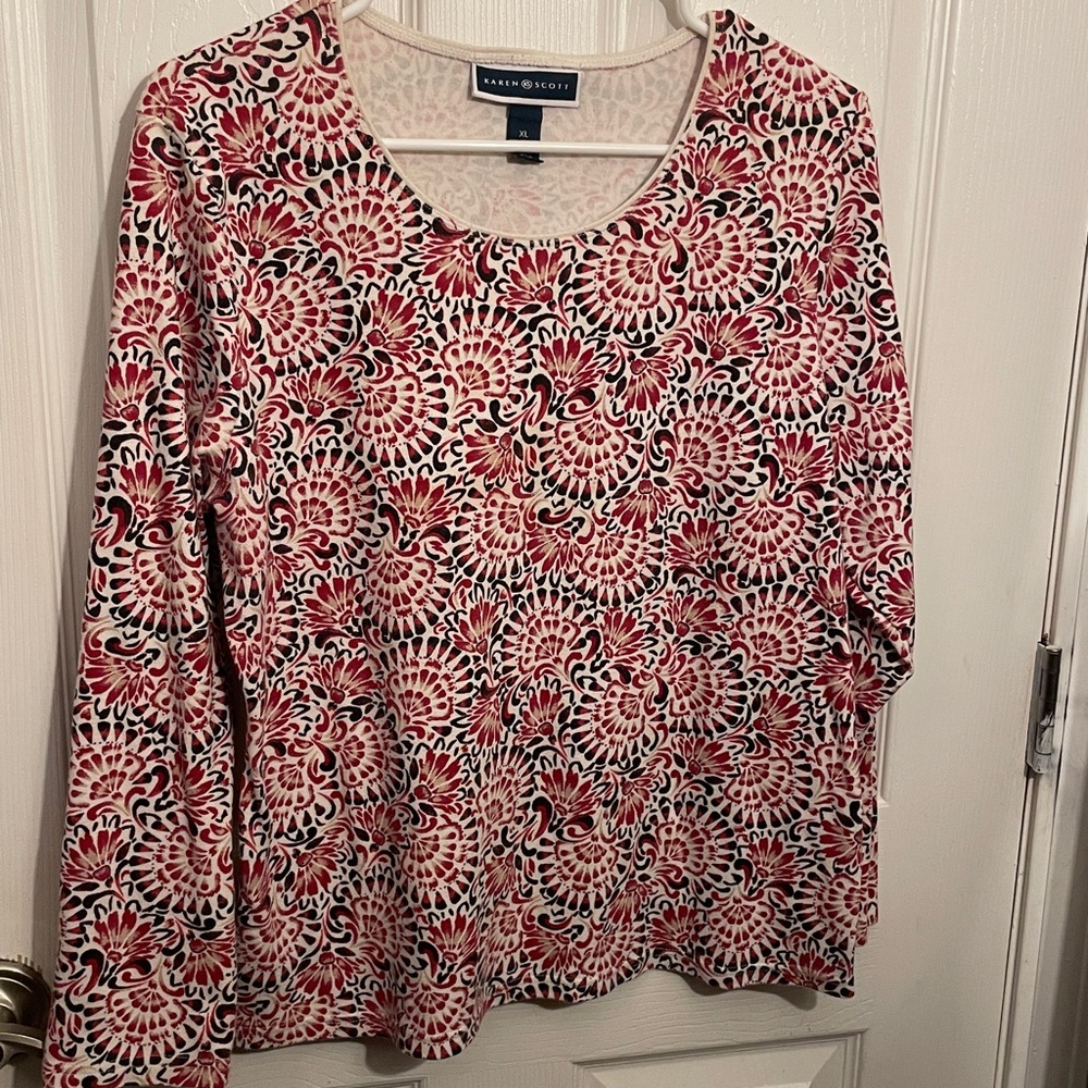 Karen Scott Pink and Cream Top